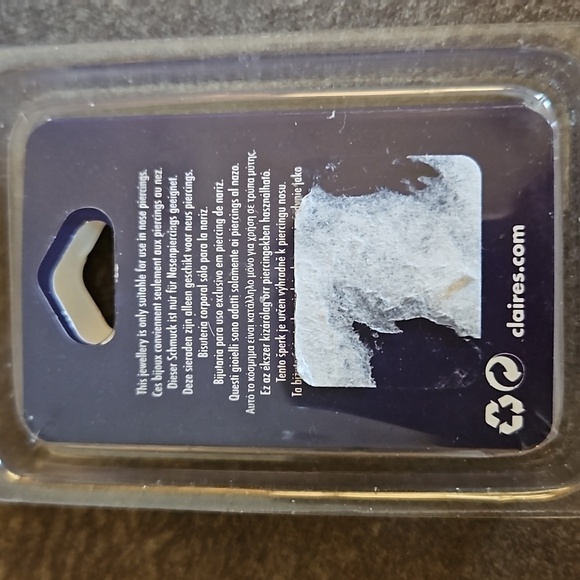 3/$30 CLAIRE'S Sterling Silver 925 Cubic Zirconia 22G .6mm Nose Ring - Picture 4 of 5